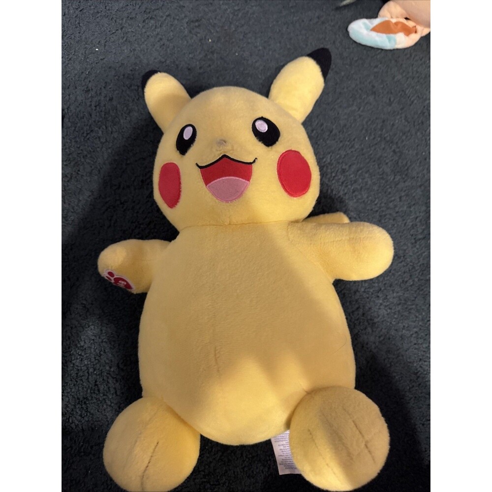 Pikachu Pokémon Build-A-Bear